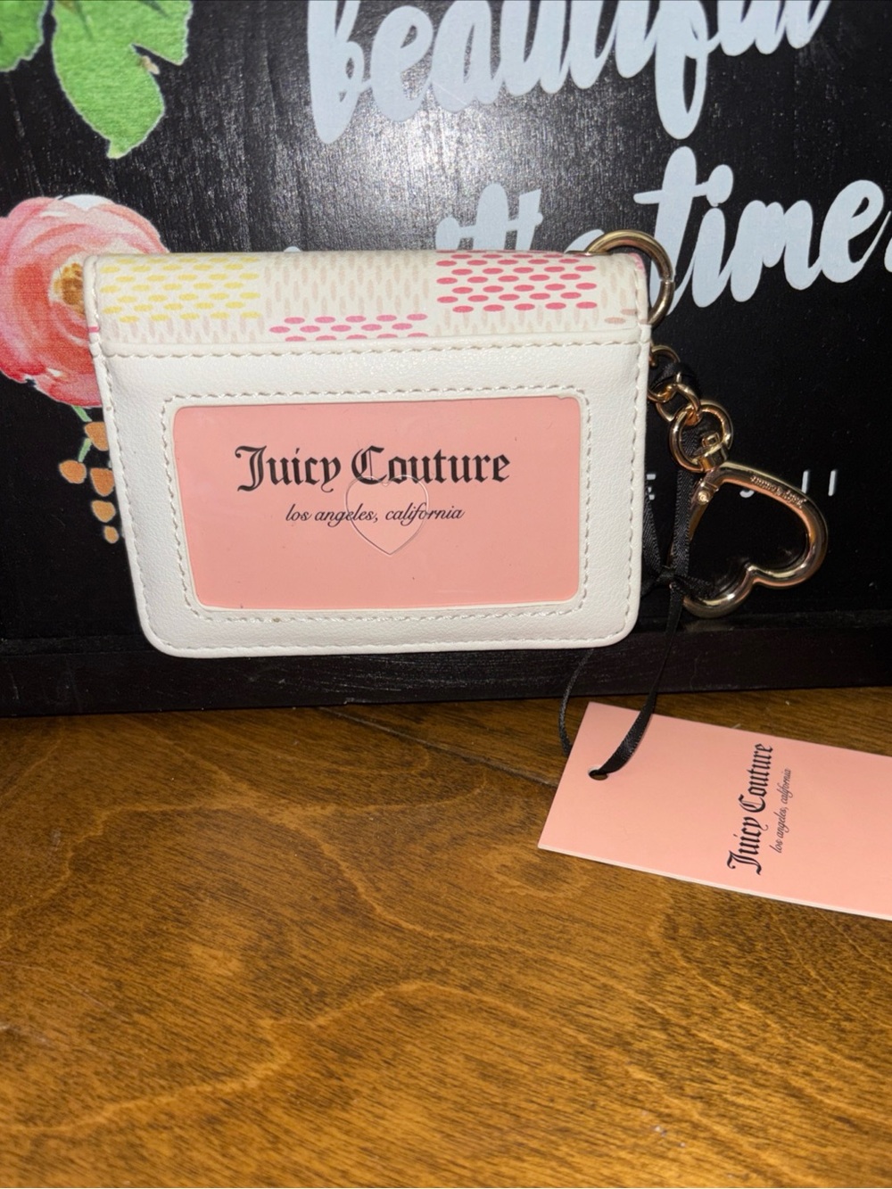Juicy Couture Miss Independent White Pink Yellow Pastel Check bifoldCard Holder - Picture 4 of 5